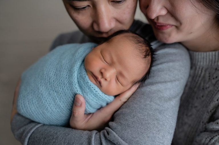 swaddle newborn session